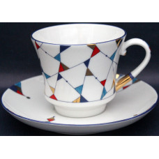 Tea cup with saucer 